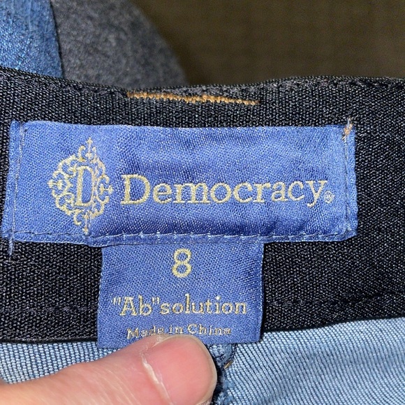Democracy “Ab”solution Jeans.  Size 8. Medium Wash.  Skinny Jeans. - Picture 4 of 11